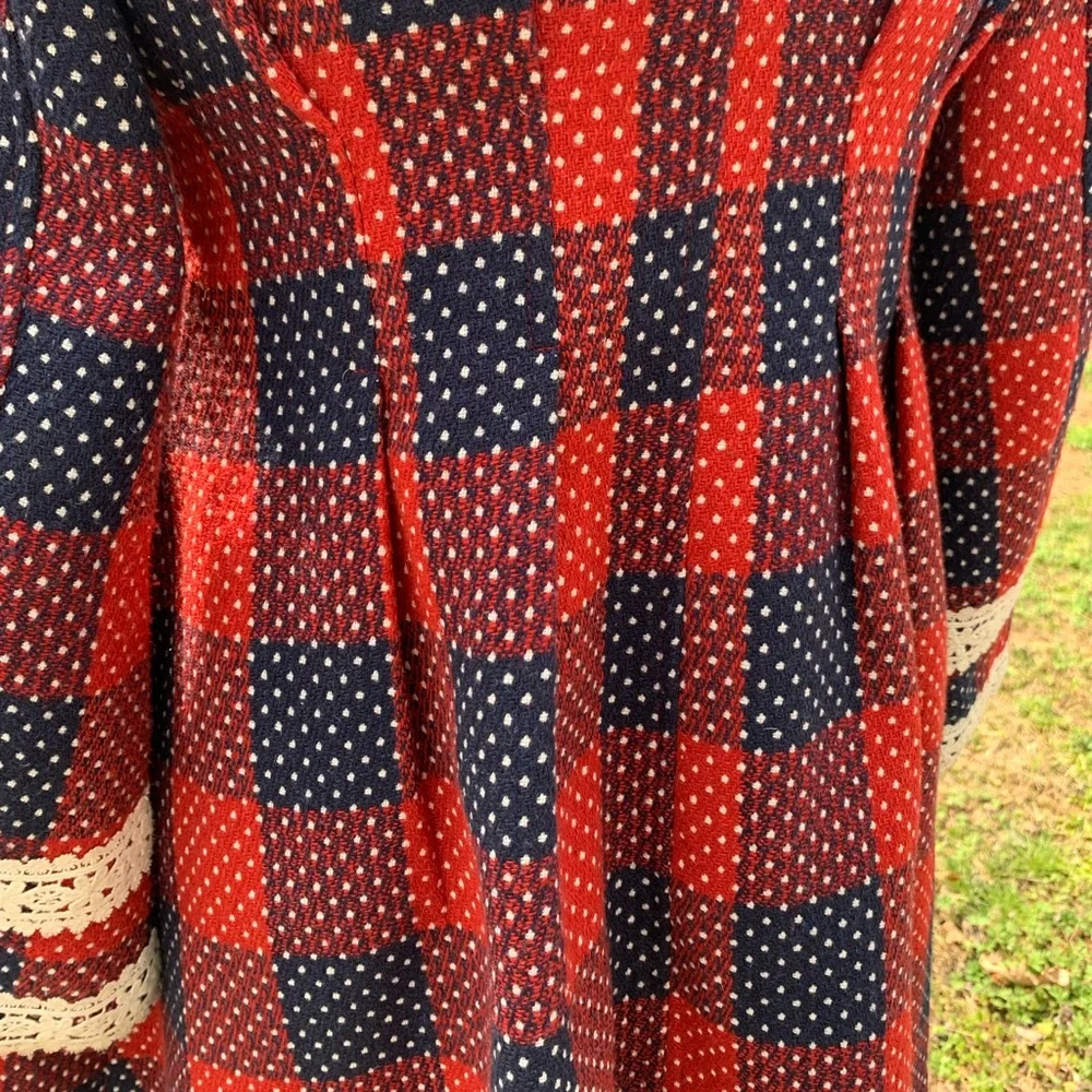 Ryu Cottage-Core Little Red Riding Hood Coat - Picture 12 of 16